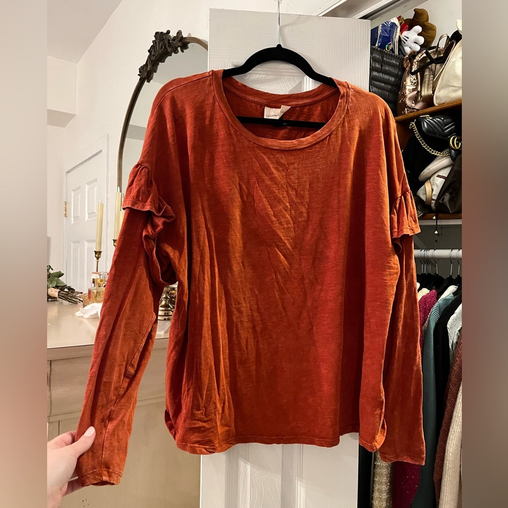 Universal Thread Ruffle Arm Top - image 1